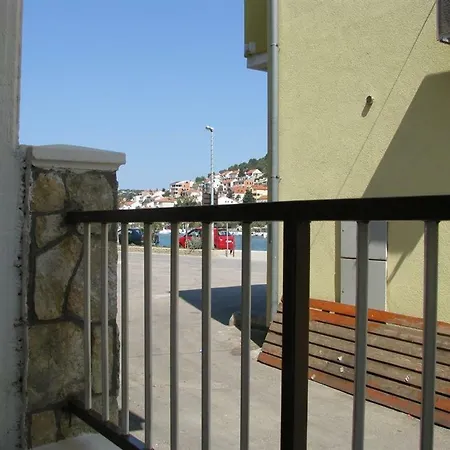House 193404-holiday Zuric Apartment Tisno